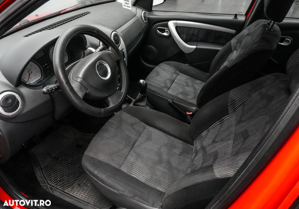 Dacia Logan 1.4 MPI Ambiance - 9