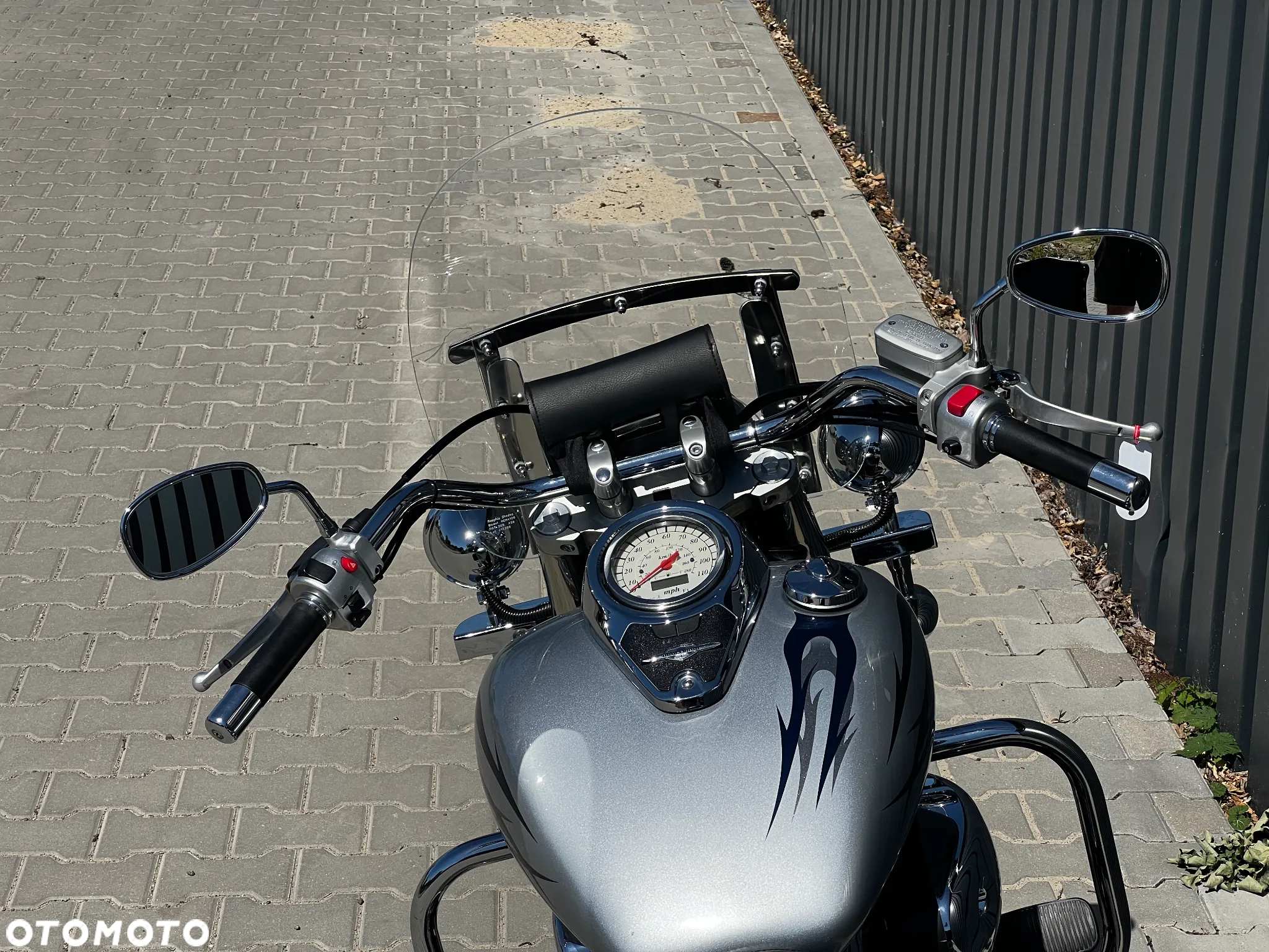 Suzuki VL 800 Volusia - Boulevard C50 - 14