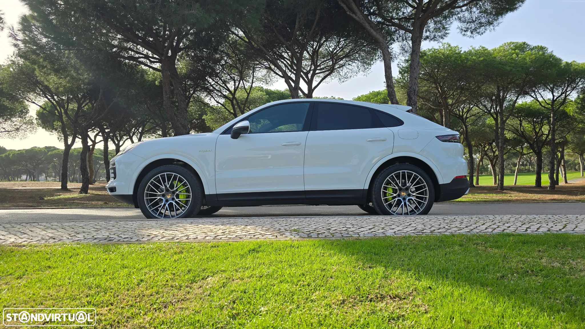 Porsche Cayenne Coupé E-Hybrid - 1