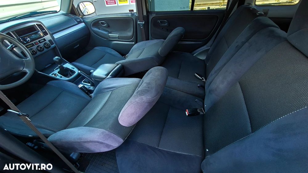 Suzuki Grand Vitara 2.0 TD - 6