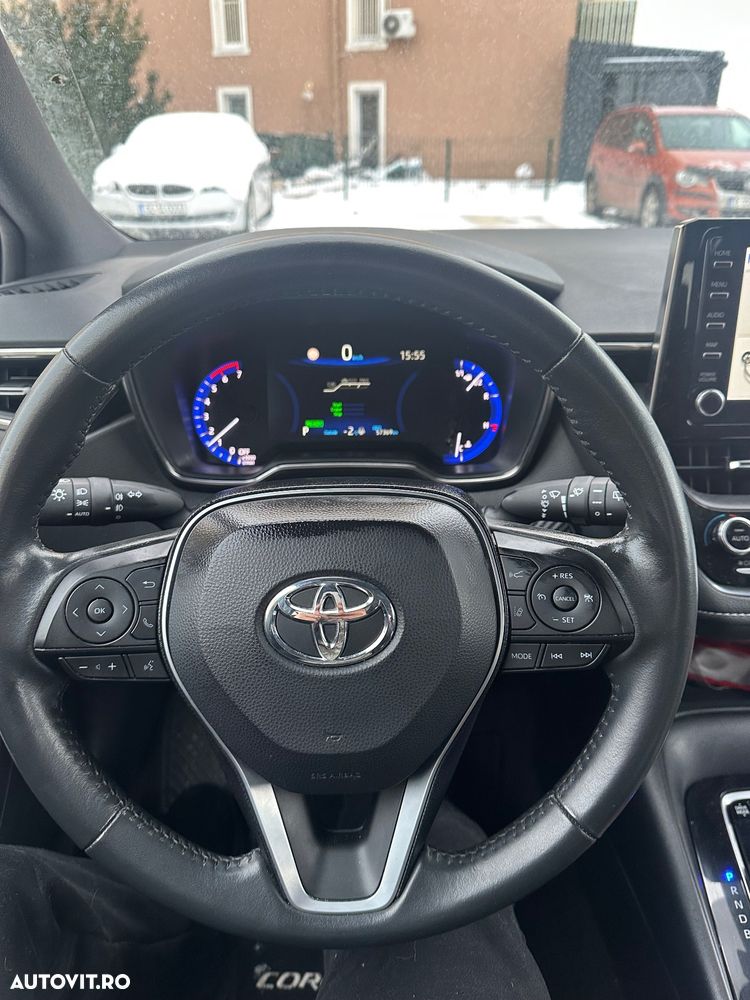 Toyota Corolla 1.8 HSD Business - 6