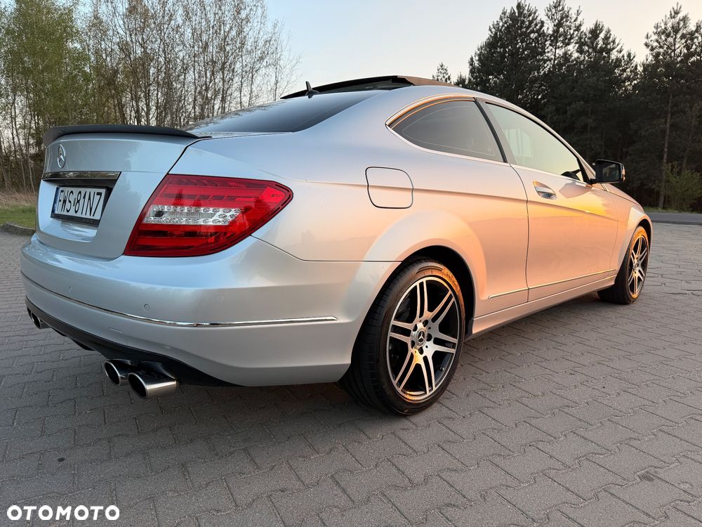 Mercedes-Benz Klasa C 180 (BlueEFFICIENCY) - 16
