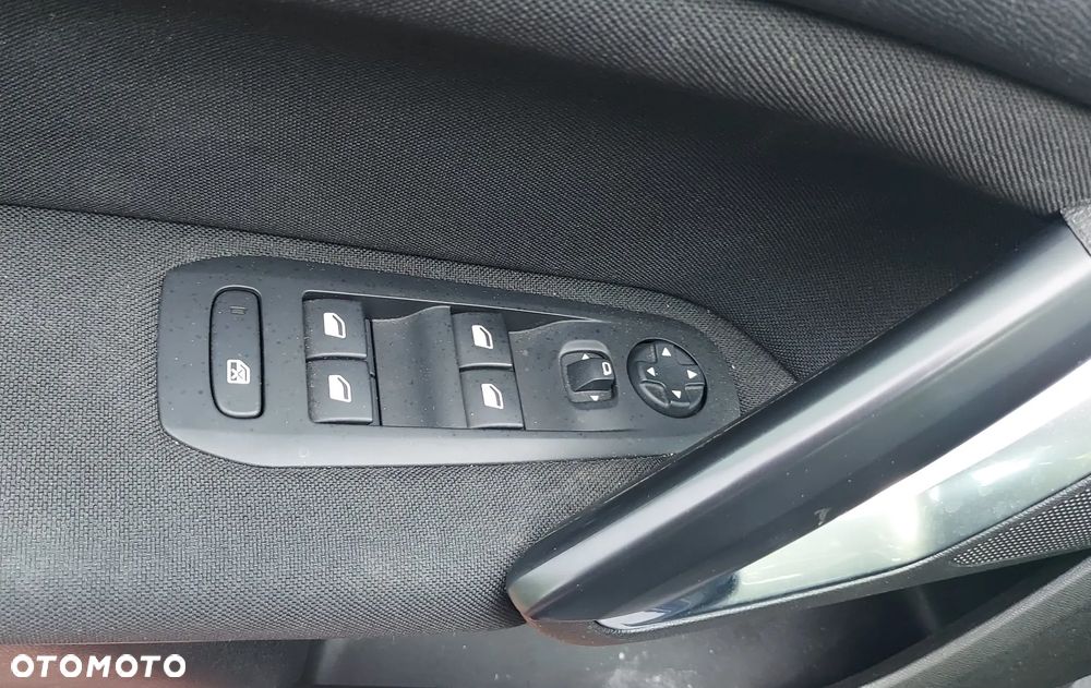 Peugeot 308 - 19