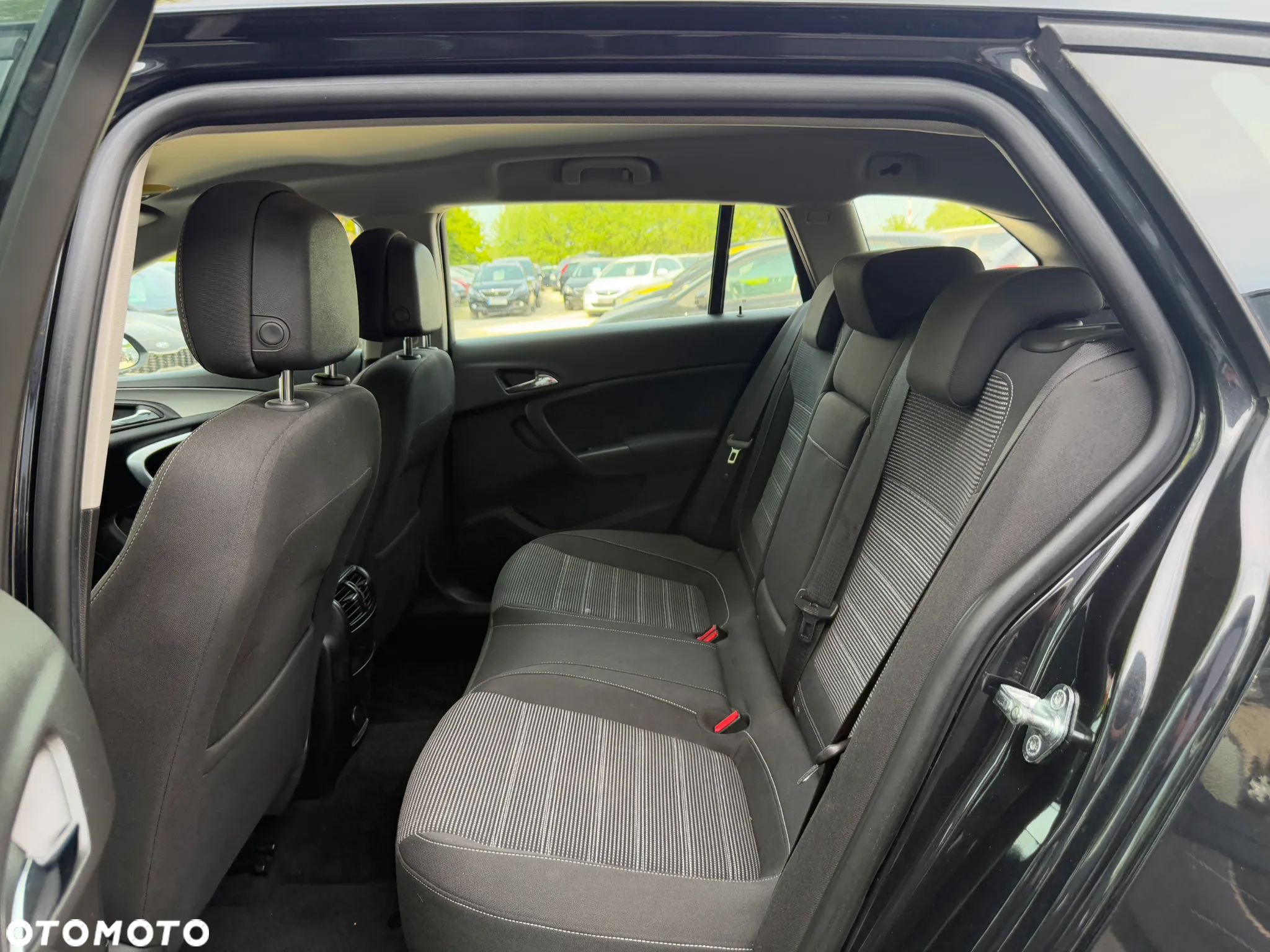 Opel Insignia 1.4 T Cosmo S&S - 26