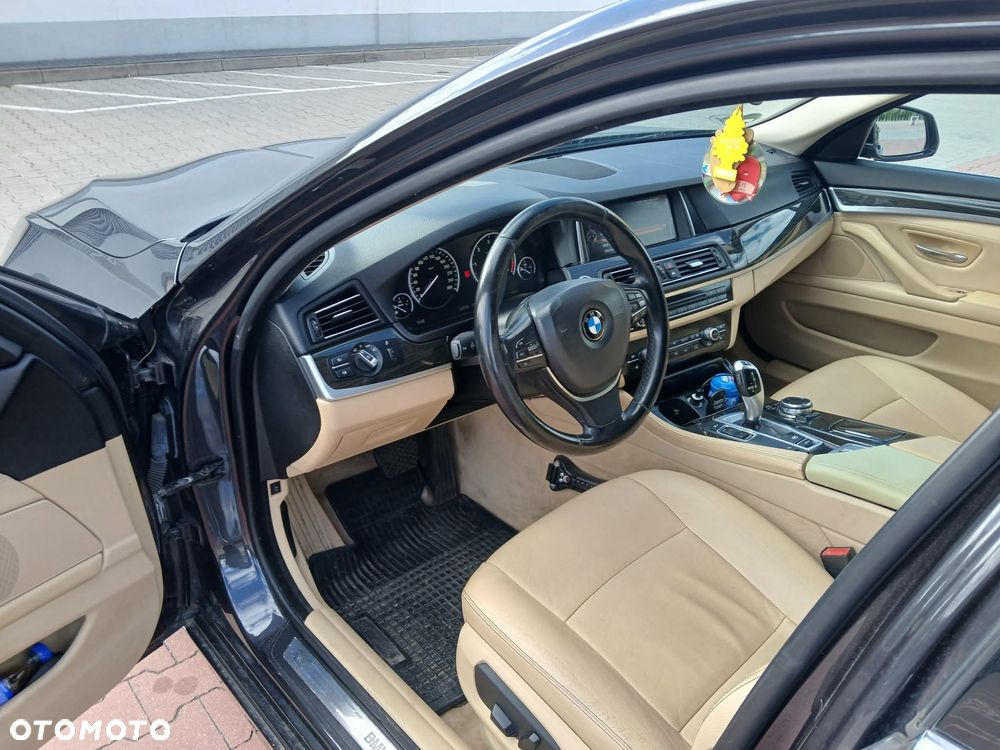 BMW Seria 5 520d Luxury Line - 10