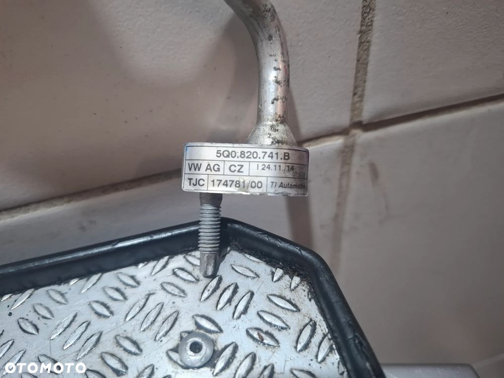 Rurka przewód klimatyzacji Volkswagen Audi nr 5Q0820741B - 3