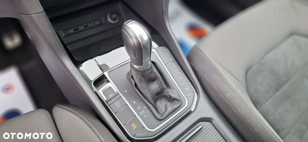 Volkswagen Golf Sportsvan - 13