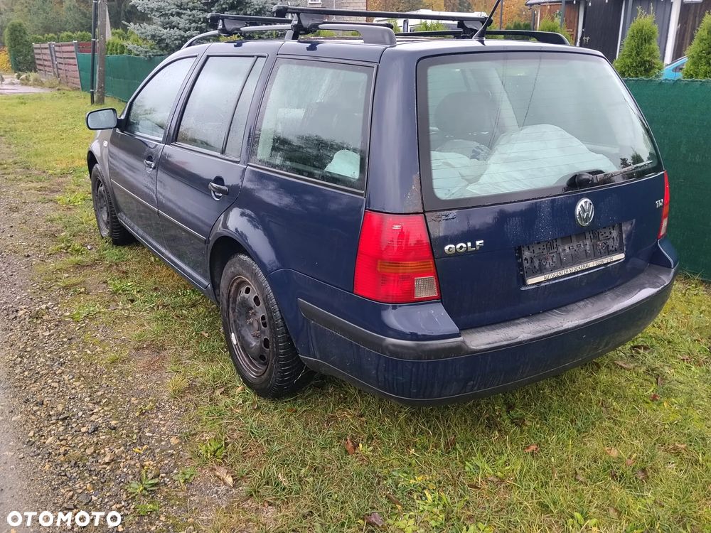 Volkswagen Golf - 9
