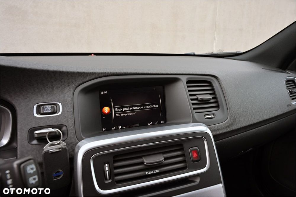 Volvo V60 D3 Drive-E Kinetic - 29