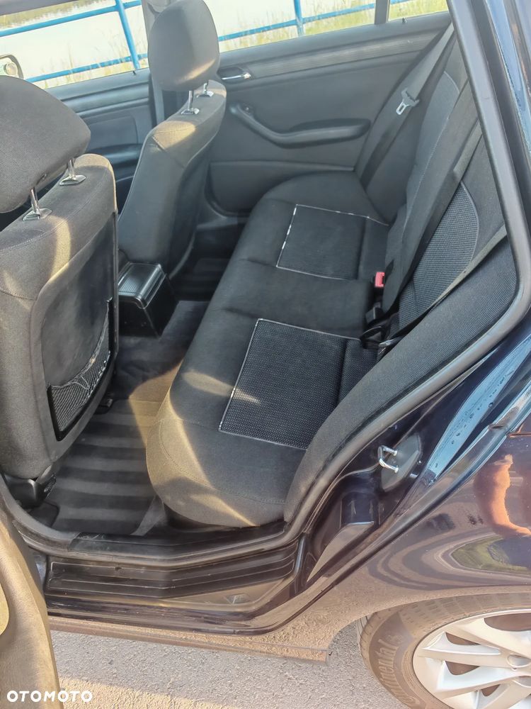 BMW Seria 3 320d - 14