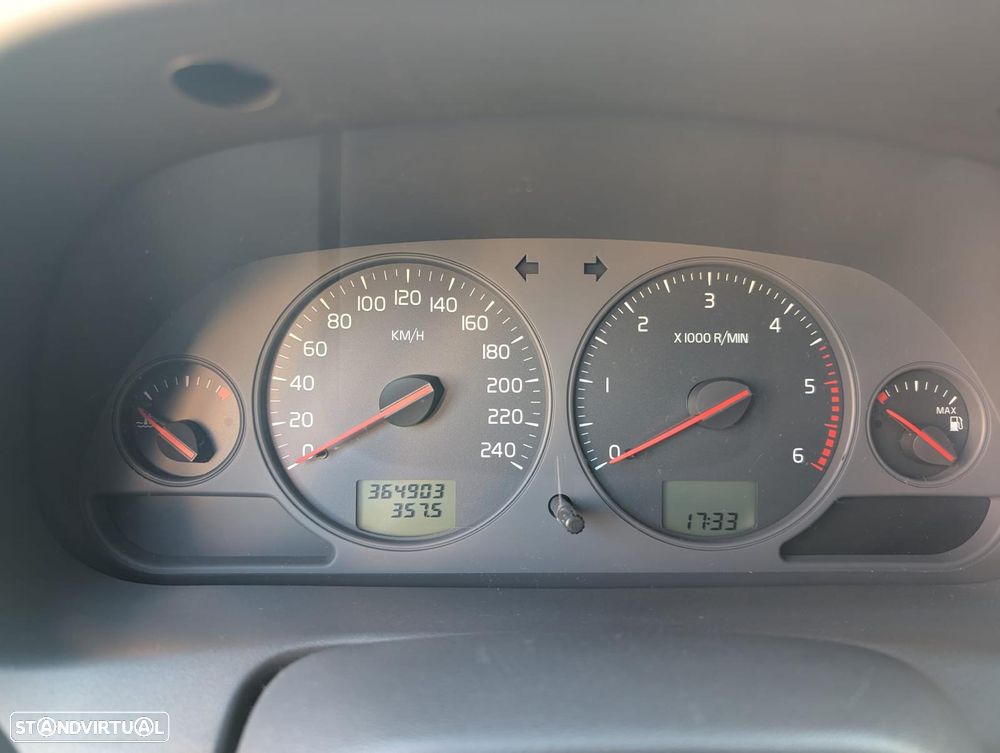 Volvo V40 1.9 D CR - 16