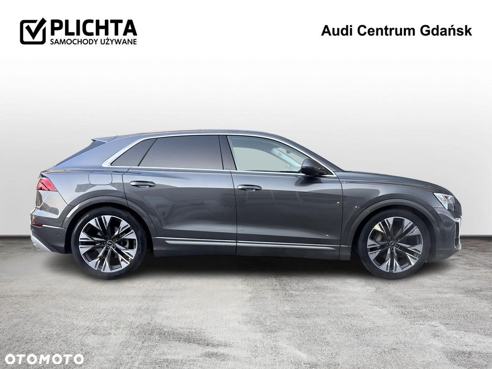 Audi Q8 - 7