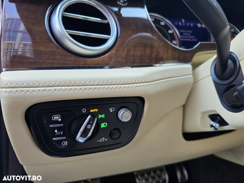 Bentley Bentayga - 21