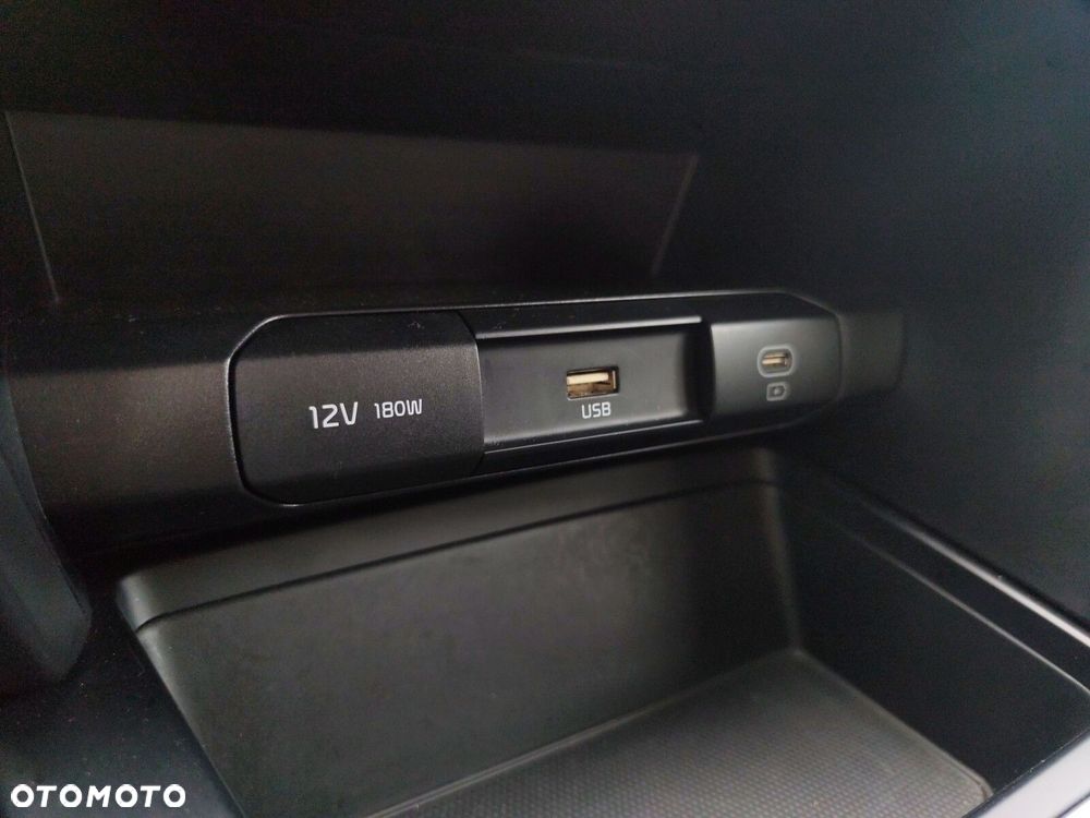 Kia XCeed 1.5 T-GDI M DCT - 22