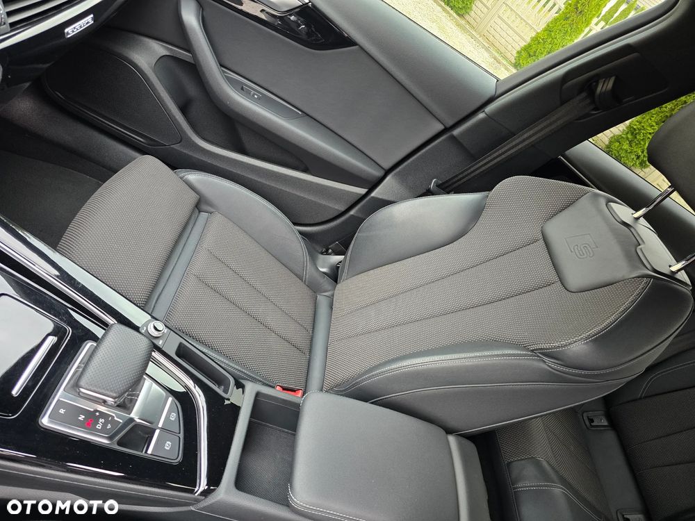 Audi A4 Limousine 40 TFSI mHEV Quattro S Line S tronic - 32