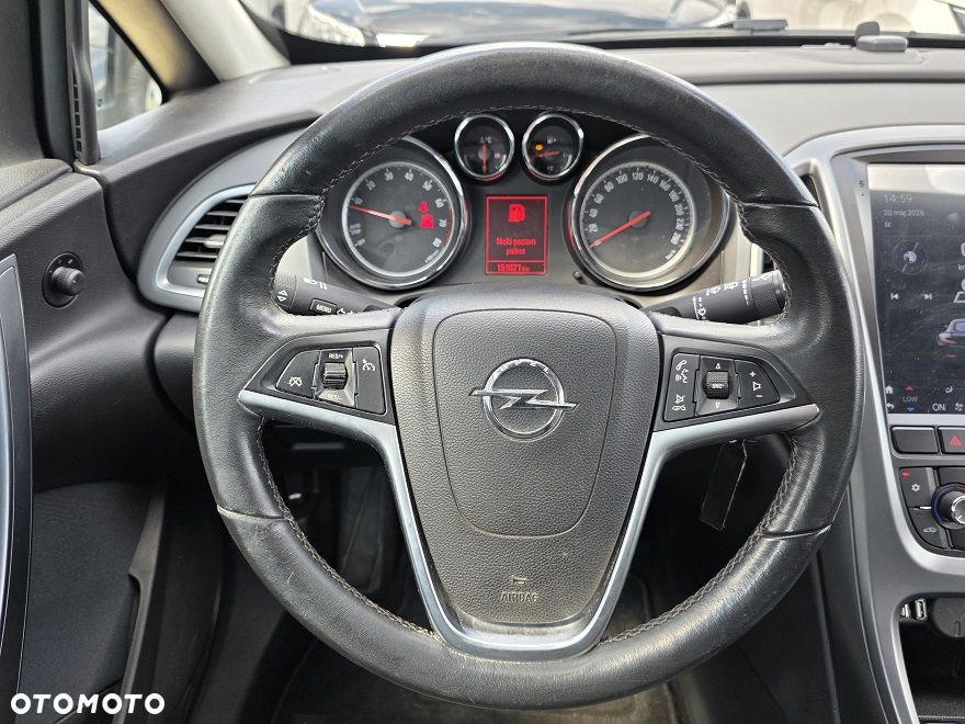 Opel Astra 1.4 Turbo - 28