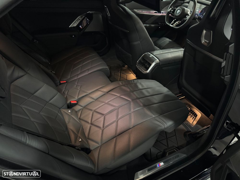 BMW i7 xDrive60 Pack Desportivo M Pro - 26