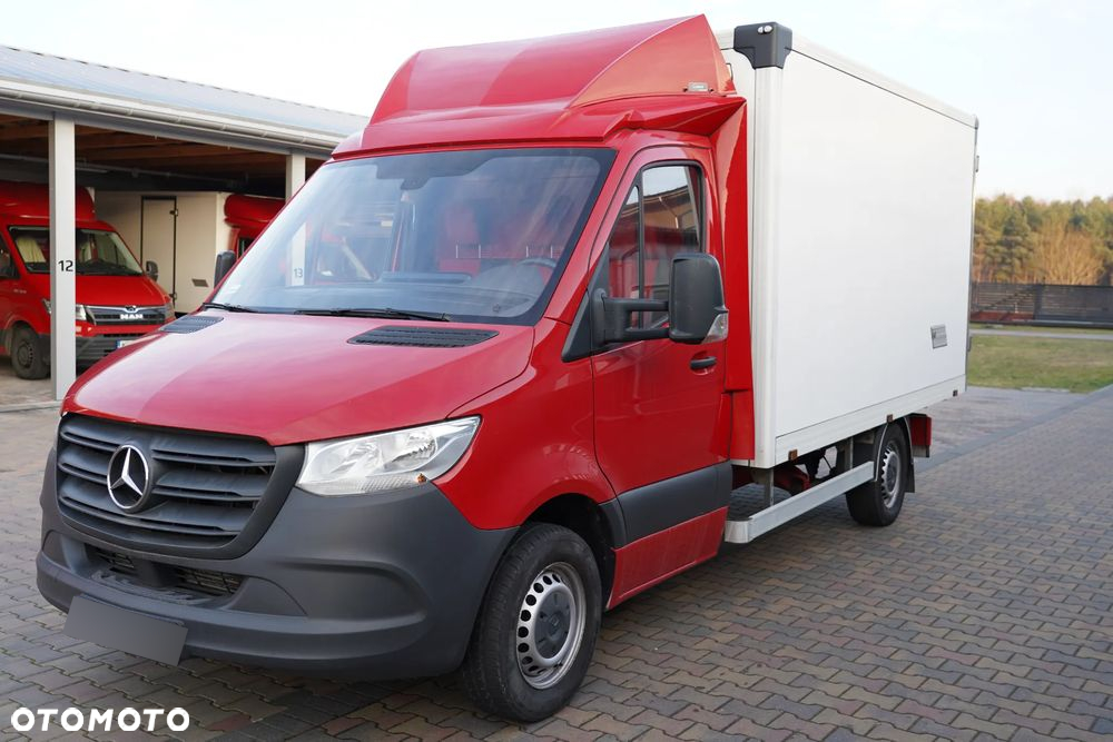 Mercedes-Benz Sprinter/Lamar - 2