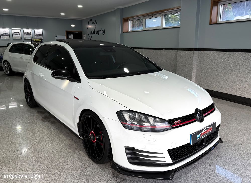VW Golf 2.0 TSi GTi DSG Performance - 1