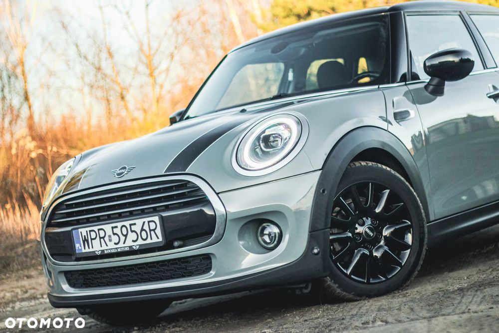 MINI Cooper Classic Trim - 17