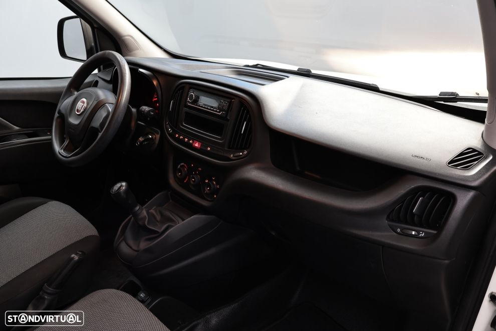 Fiat Doblo Dobló Cargo 1.3m-jet Easy 3l - 19
