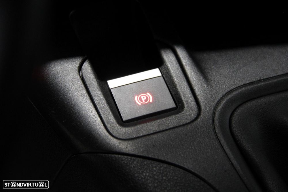 Peugeot 1.6 BlueHDi L1 Pro - 19