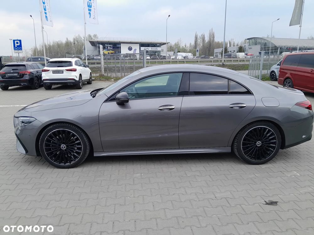 Mercedes-Benz CLA 200 AMG Line 7G-DCT - 2