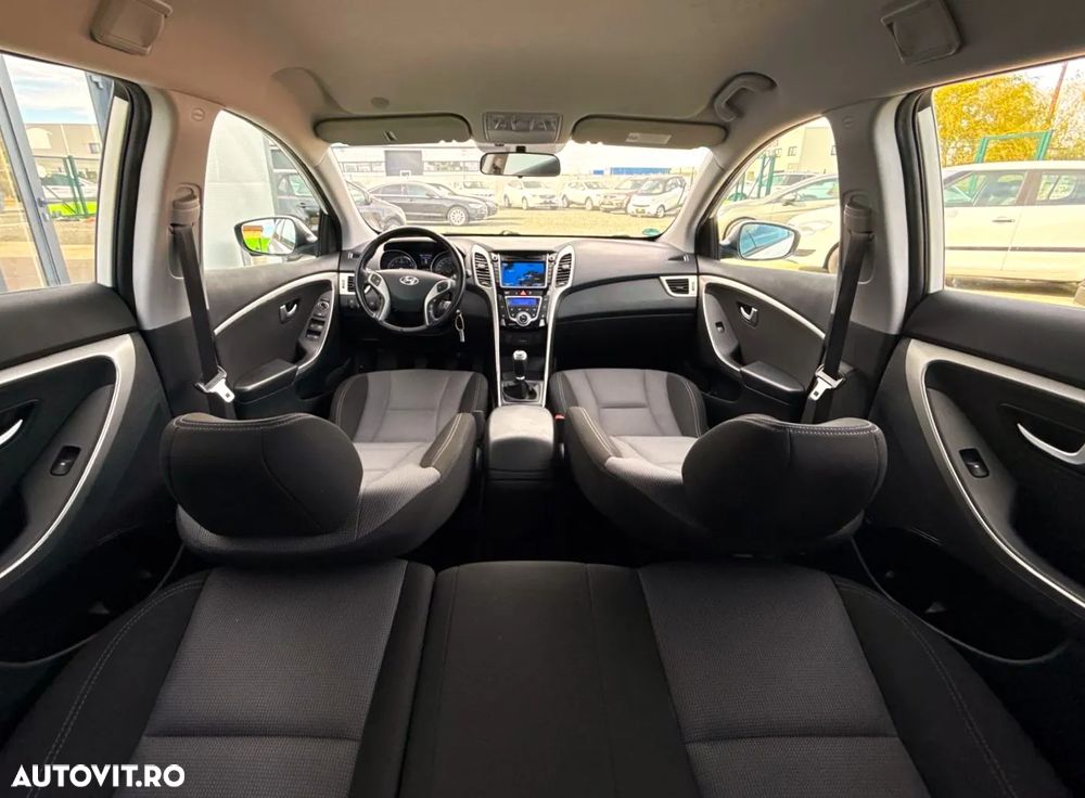 Hyundai i30 i30cw 1.4 Style - 24