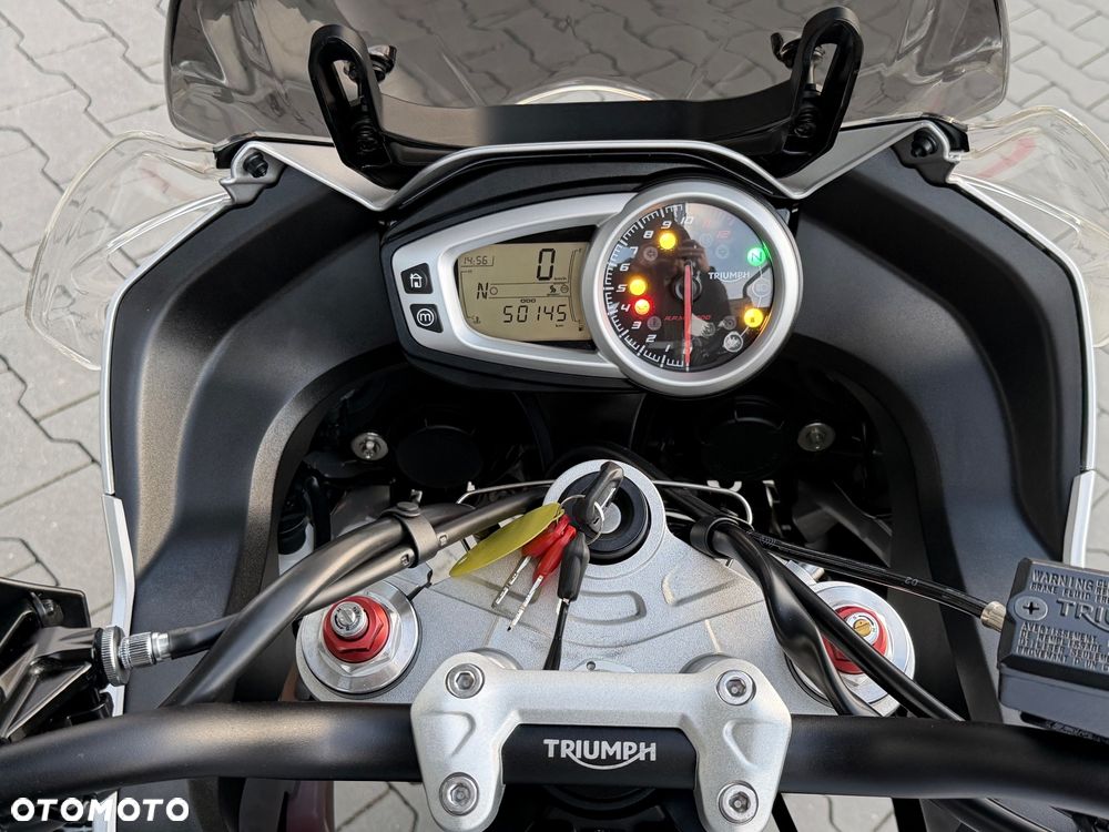 Triumph Tiger - 24