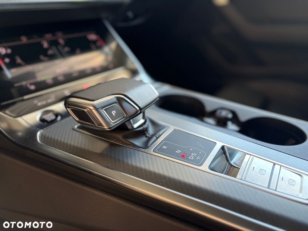 Audi A6 Avant - 18