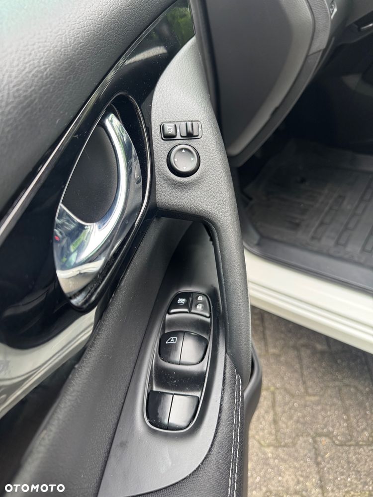 Nissan Qashqai 1.2 DIG-T Visia - 25