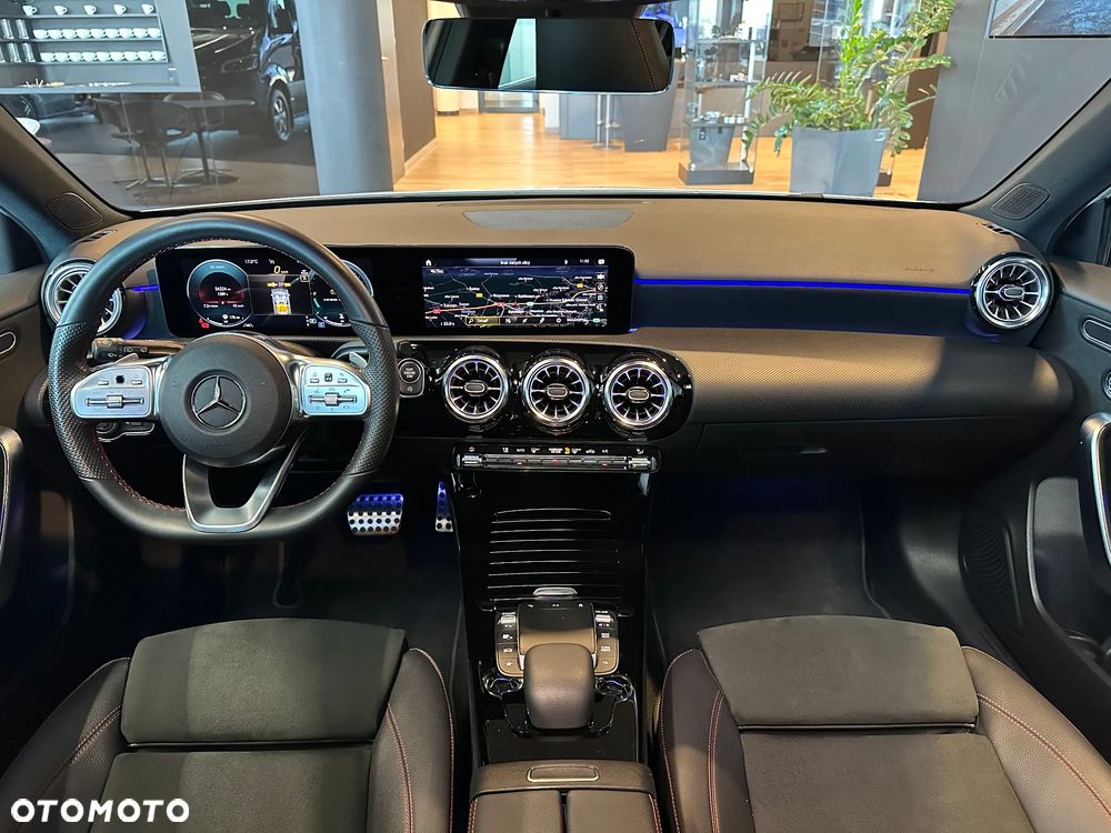 Mercedes-Benz Klasa A 200 AMG Line 7G-DCT - 8
