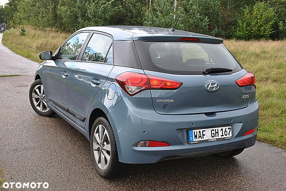 Hyundai i20 blue 1.4 Active Select - 3