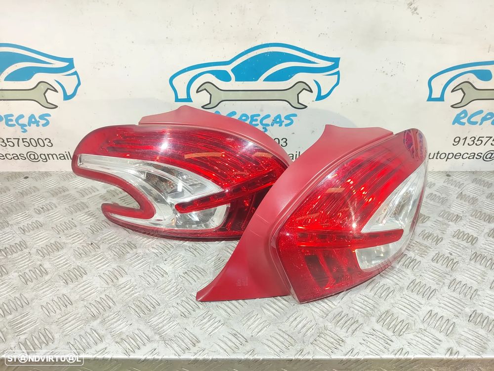 Farolim Farolins traseiros Esquerdo Direito Peugeot 208 Fase 1 - 1