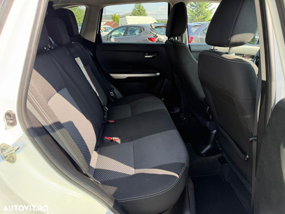 Suzuki Vitara 1.6 DDIS 4X4 Luxus - 14