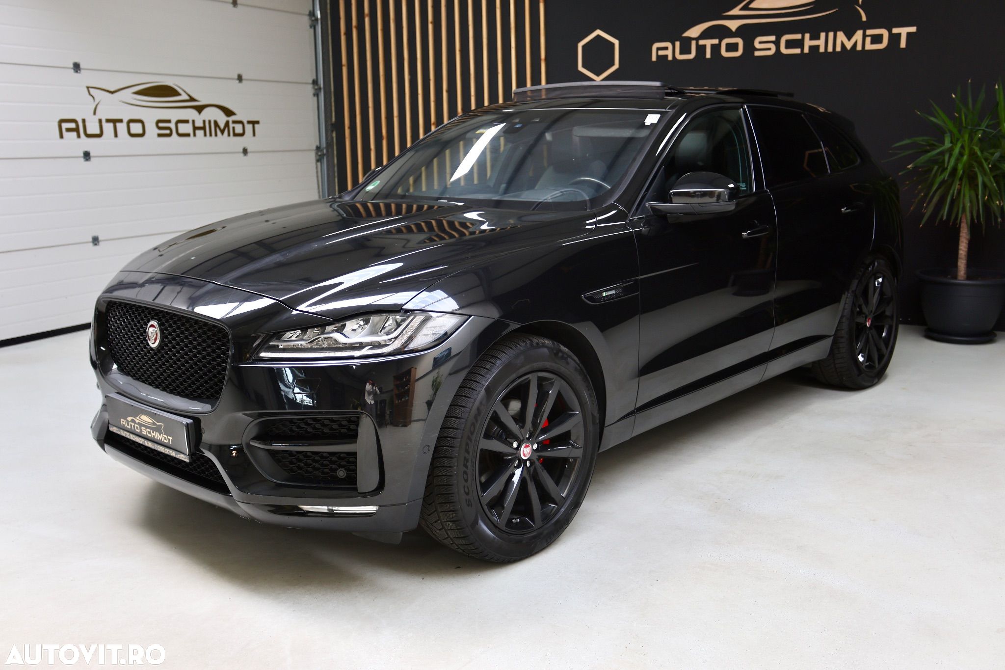 Jaguar F-Pace D165 AWD R-Dynamic S - 1