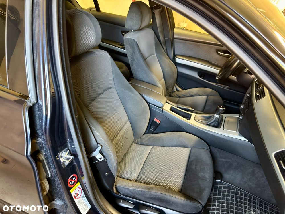 BMW Seria 3 - 29