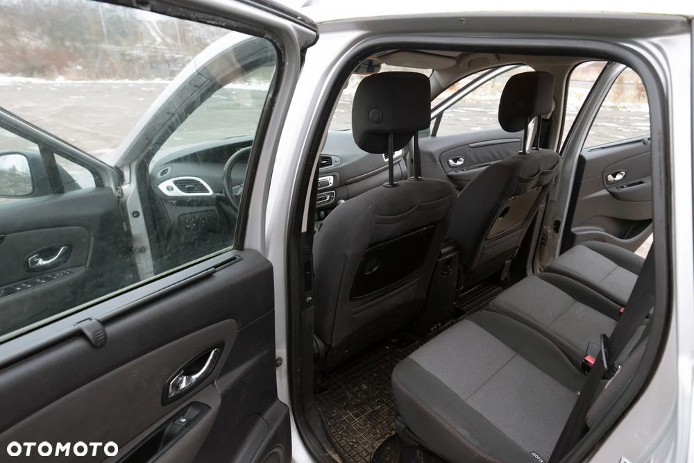 Renault Scenic 1.6 16V 110 LIMITED - 18