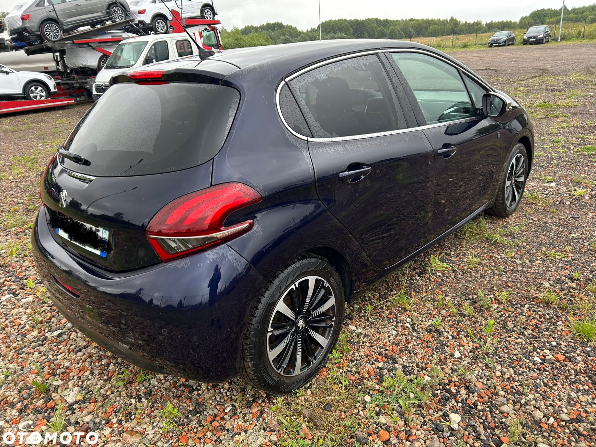 Peugeot 208 - 3