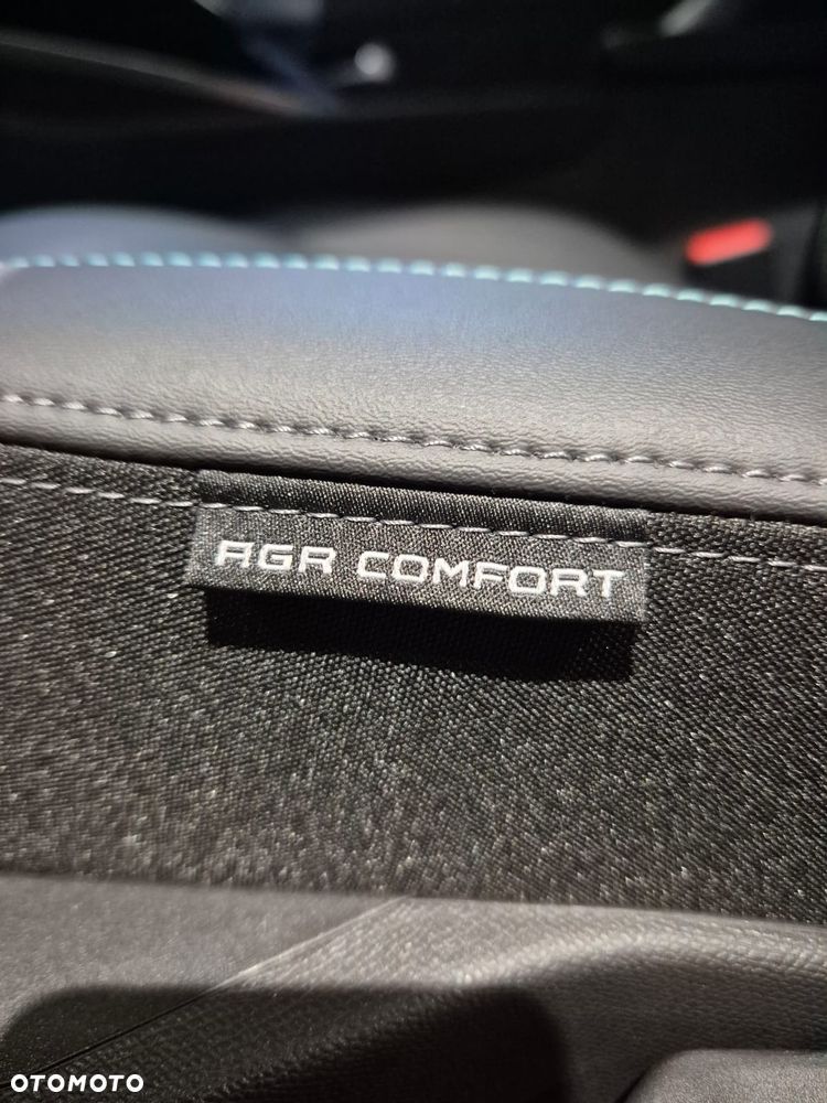 Peugeot 408 1.2 PureTech Allure S&S EAT8 - 20