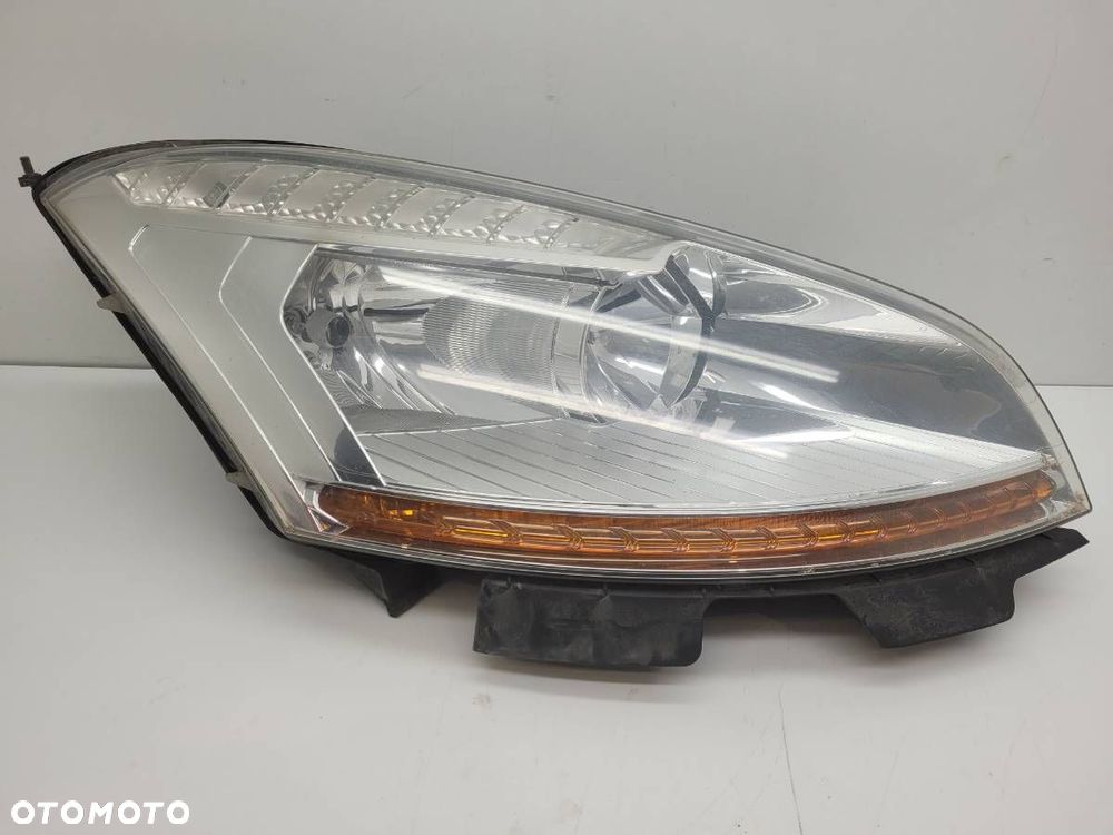 LAMPA PRZÓD PRZEDNIA PRAWA CITROEN C4 GRAND PICASSO I EU - 1