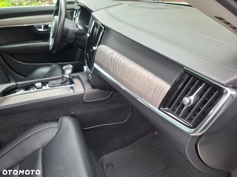 Volvo S90 T6 AWD Inscription - 34