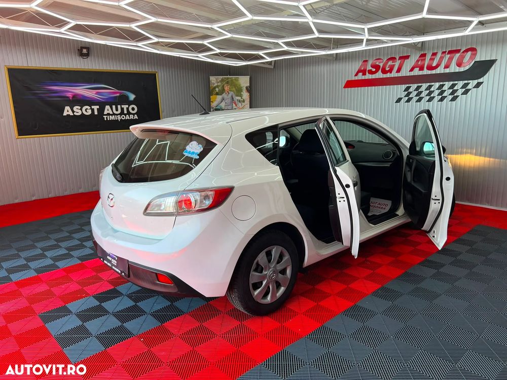 Mazda 3 - 19