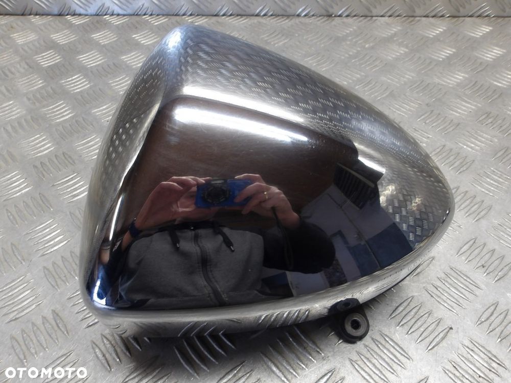 Airbox obudowa filtra prawa SUZUKI VLR 1800 C109R BOULEVARD/INTRUDER 08-13r   PN. 13701-22H01 - 6