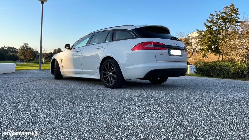 Jaguar XF Sportbrake 2.2 D Premium Luxury - 2