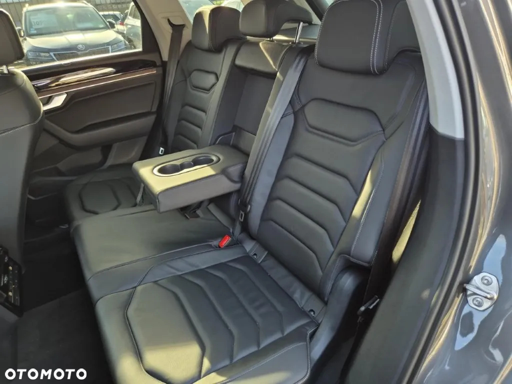 Volkswagen Touareg 3.0 V6 TDI SCR 4Mot Elegance - 24