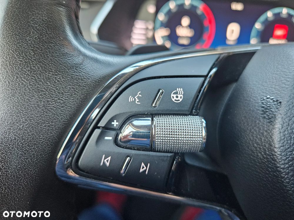 Skoda Octavia 2.0 TDI Sportline DSG - 18