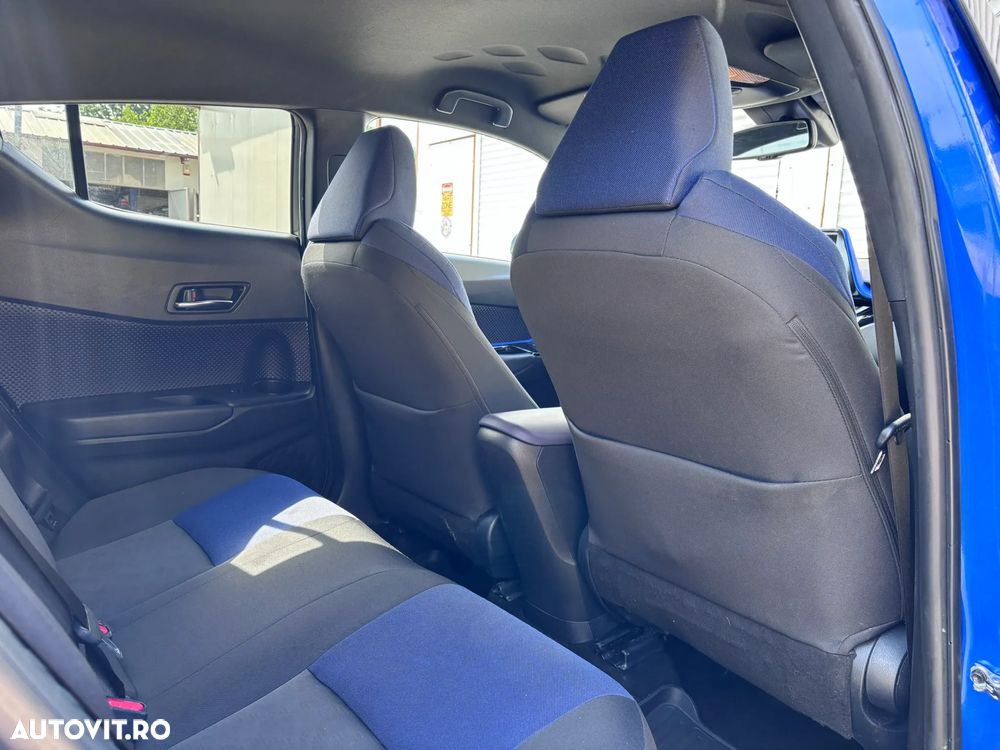 Toyota C-HR Lounge - 28