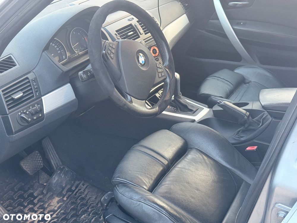 BMW X3 xDrive20d - 16