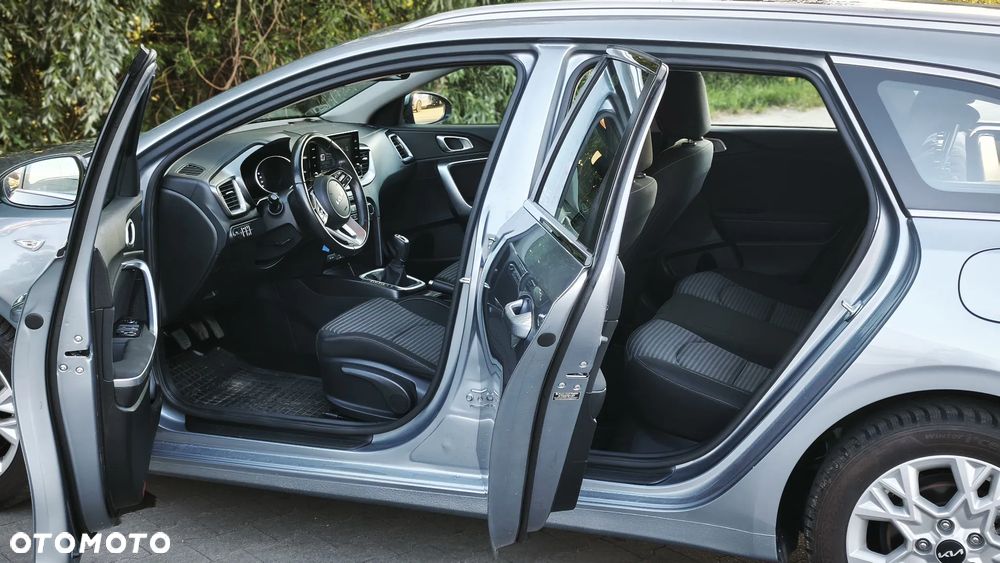 Kia Ceed - 21